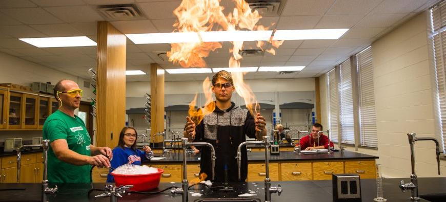 Students in chemistry lab